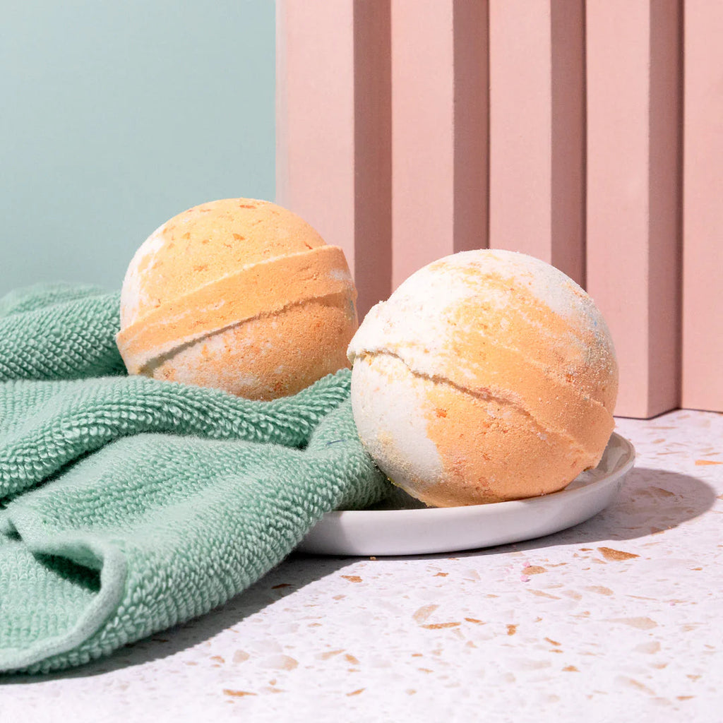Peaches n' Cream Bath Bomb (70gm Each)